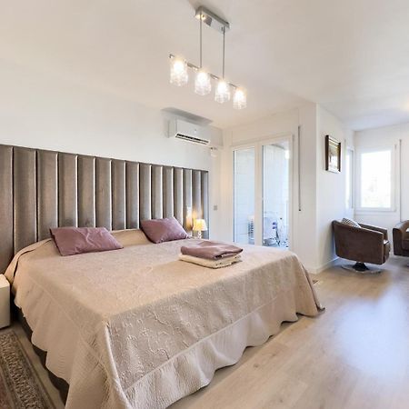 Impresionante Apartamento Delante Del Mar Vilassar De Mar Zewnętrze zdjęcie
